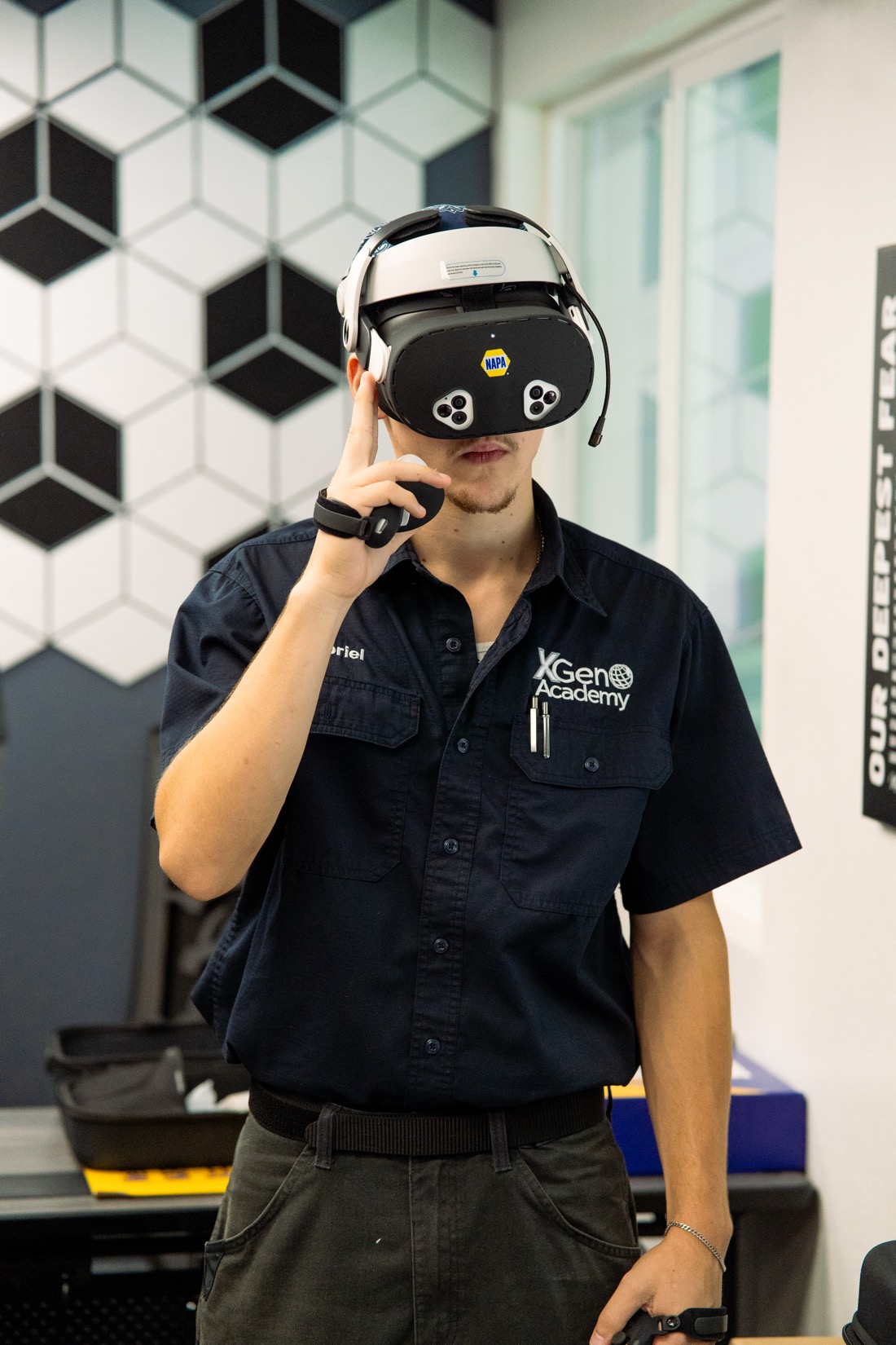 XGEN student Gabriel using NAPA Auto Tech XR controls